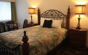 The Classic Horseshoe Bay Motel